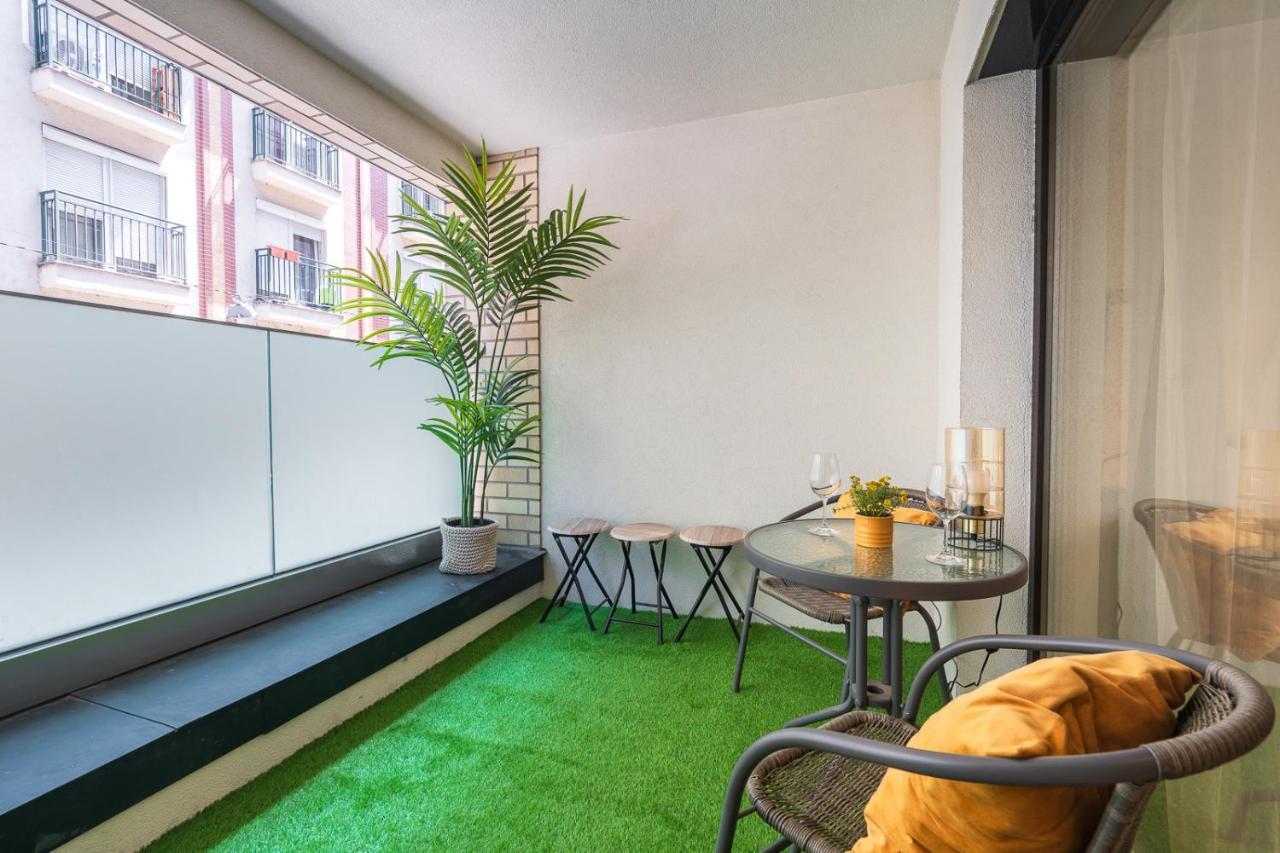 Brand New Apartment With A Terrace Next To New York Cafe Budapesta Exterior foto